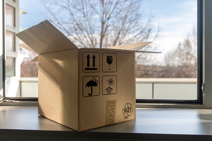 Episkin eco-responsible package outside