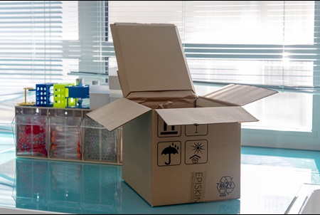 Episkin eco-responsible package in the lab